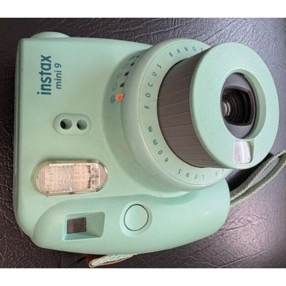 Fujifilm Instax Mini 9 Mint Green Instant Camera With Strap - Picture 4 of 4